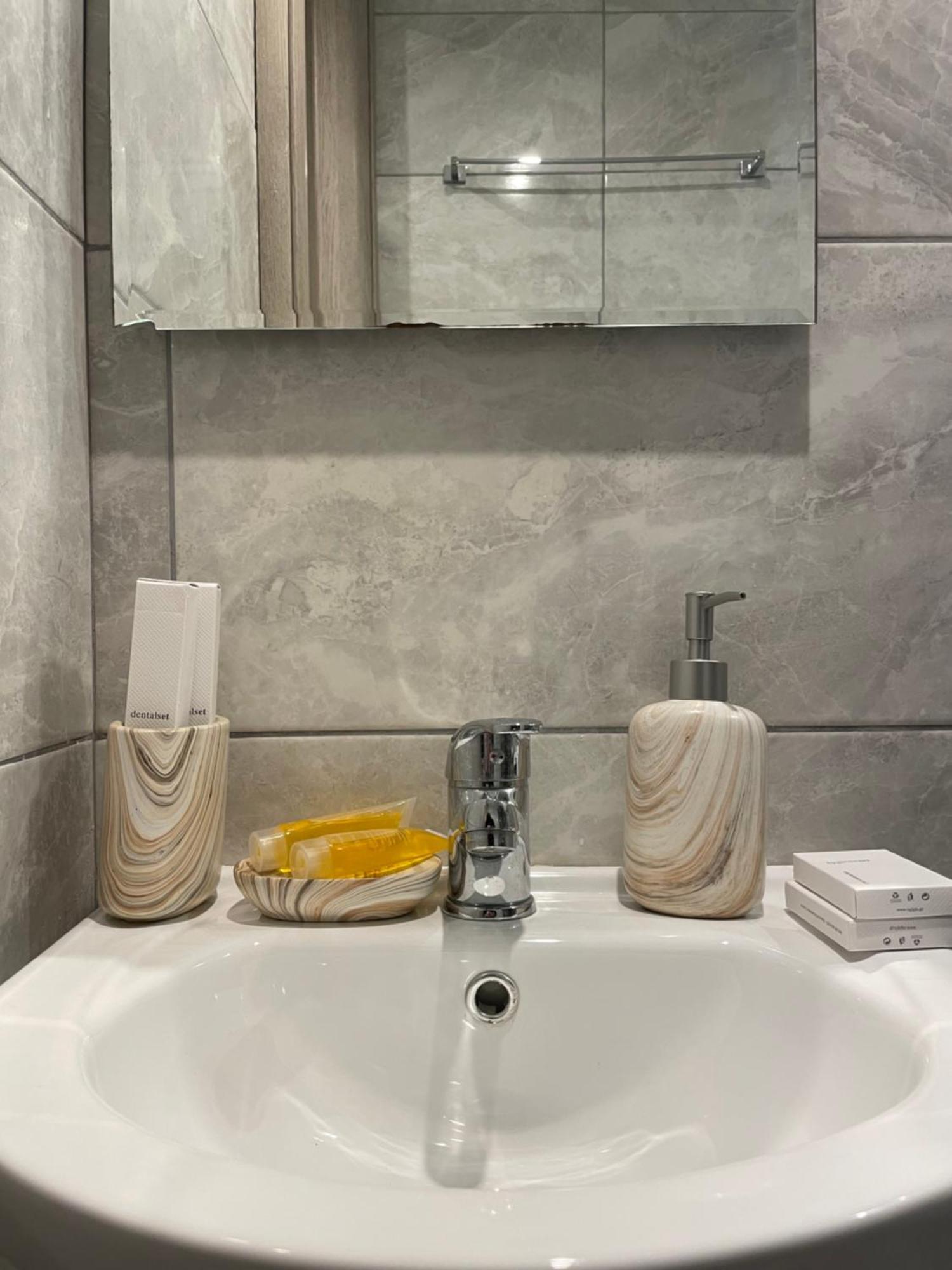 Aiolos Apartment Alimos Centre 4 Near The Sea アテネ エクステリア 写真